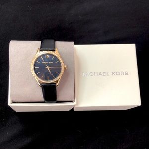 NWT Michael Kors Watch Black Gold Crystals MK2911